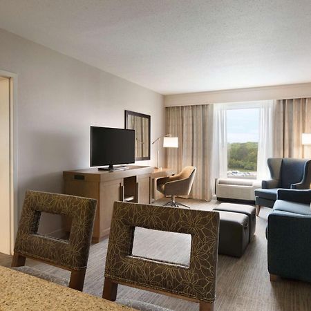 Hampton Inn Long Island-Brookhaven Farmingville Dış mekan fotoğraf