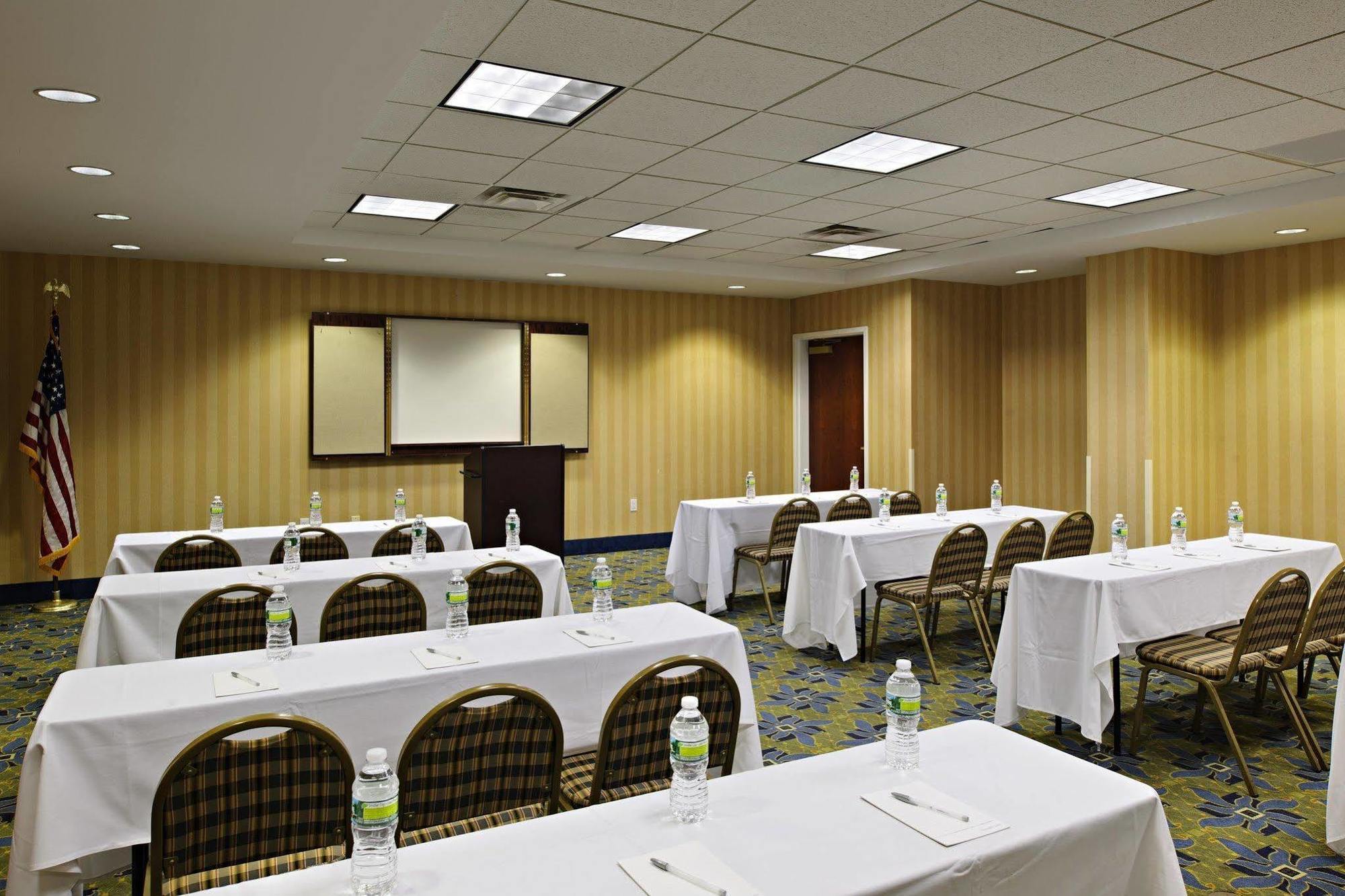 Hampton Inn Long Island-Brookhaven Farmingville Dış mekan fotoğraf